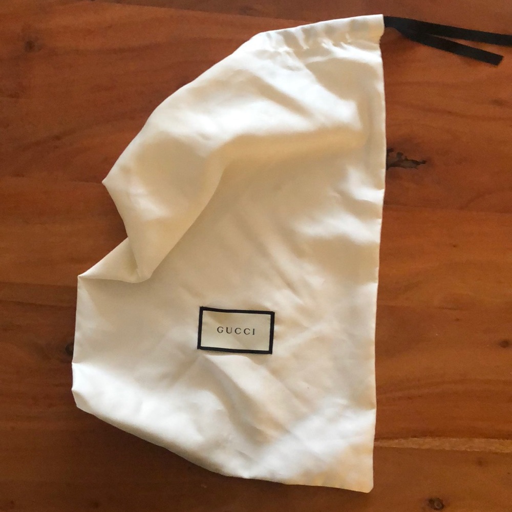 Gucci dust bag